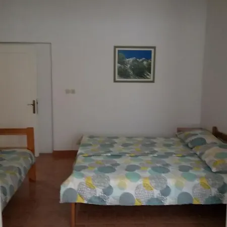 Apartment Burin Dvor