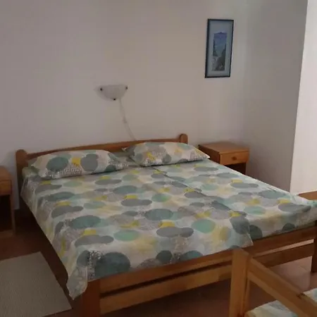 아파트 Burin Dvor