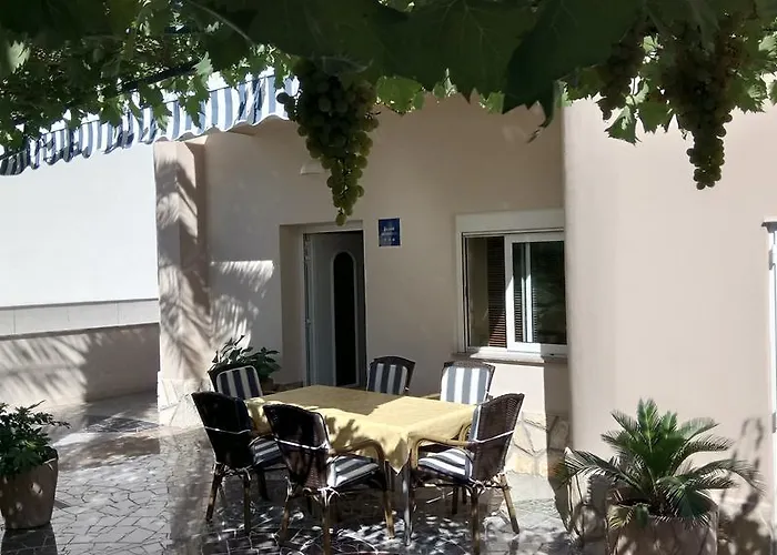 Apartman Burin Dvor Rab Town